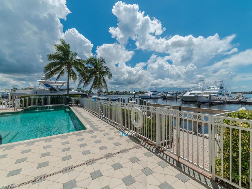 909 10th ST S # 205, NAPLES FL 34102
