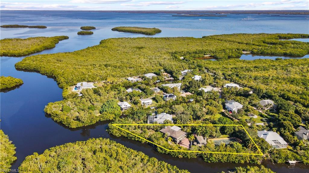 5270 Indian CT, SANIBEL FL 33957