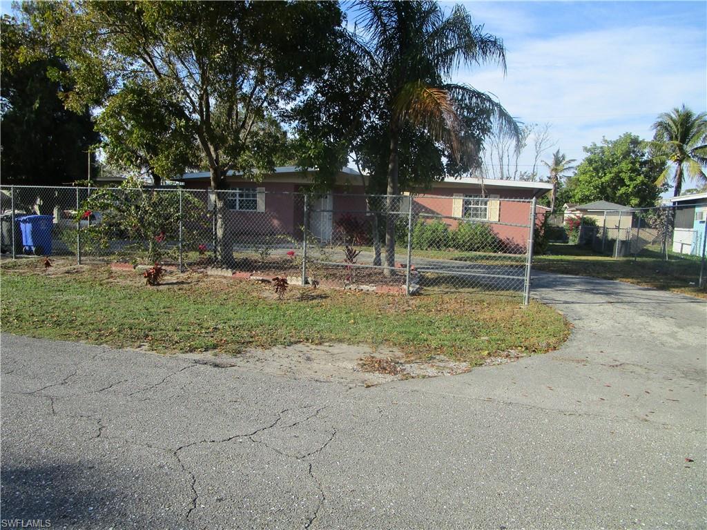 2551 Simpson ST, FORT MYERS FL 33901