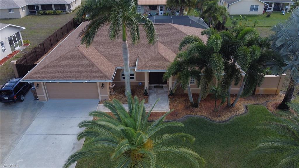 20 Crestwood CIR S, LEHIGH ACRES FL 33936