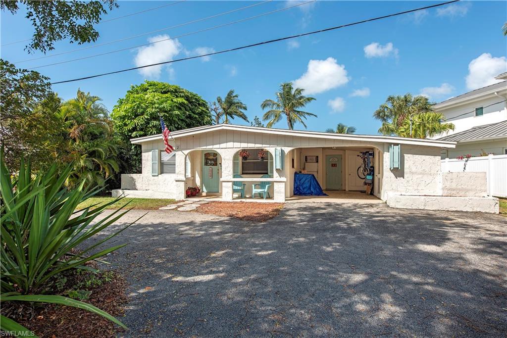 1185 10th AVE N, NAPLES FL 34102