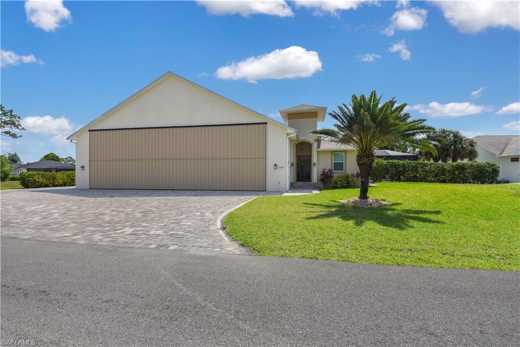 6881 Cherokee AVE, FORT MYERS FL 33905