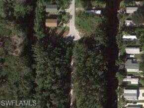 135 OCHO RIOS ST, NAPLES FL 34114
