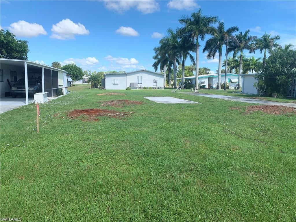 211 Pine Key LN, NAPLES FL 34114