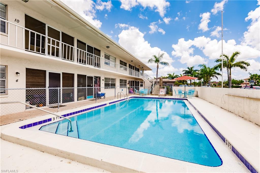 5210 Coronado PKY 10