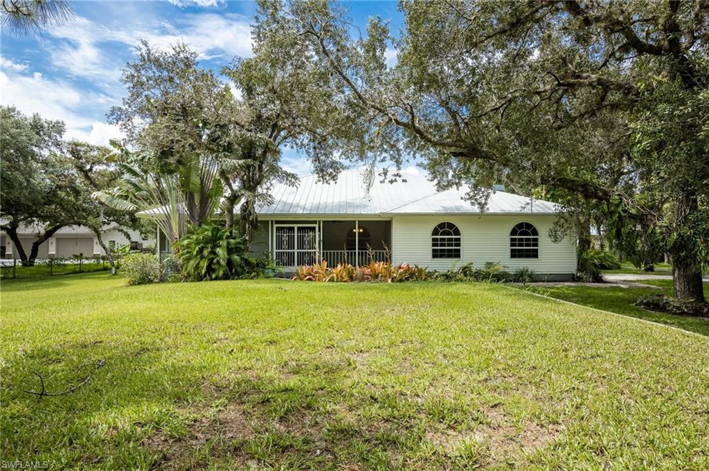 17250 Frank RD, ALVA FL 33920