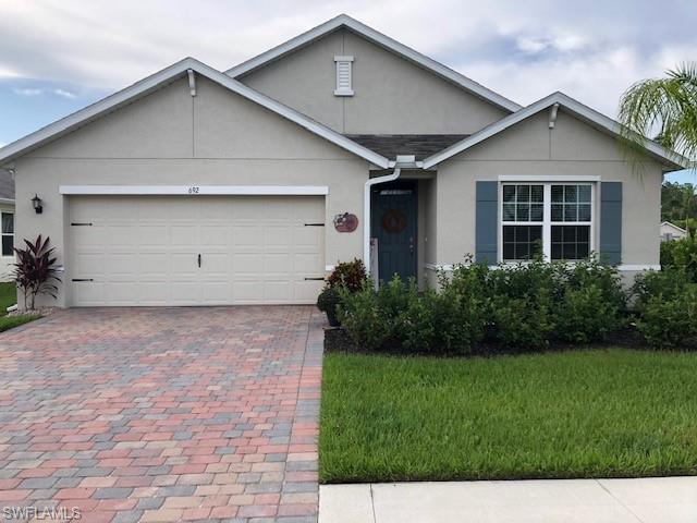692 Hadley ST E, NAPLES FL 34104