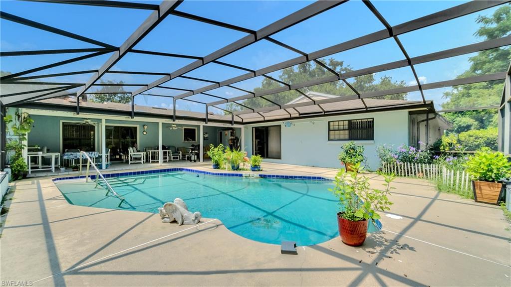 23649 Wolf Branch RD