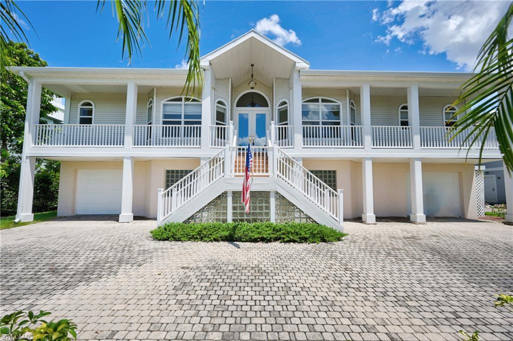 215 Dolphin Cove CT