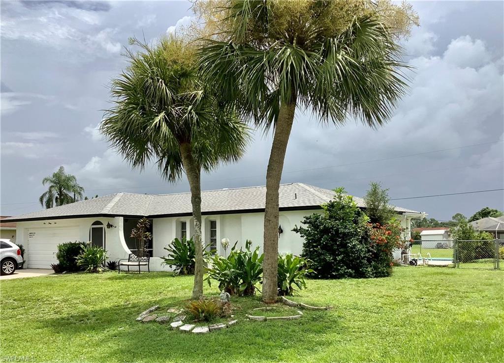 135 Dania CIR