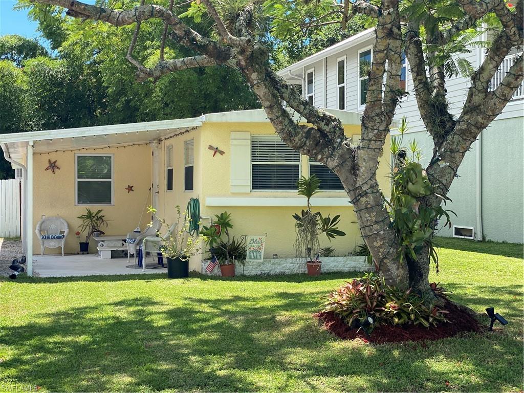 176 Jeepers DR, NAPLES FL 34112
