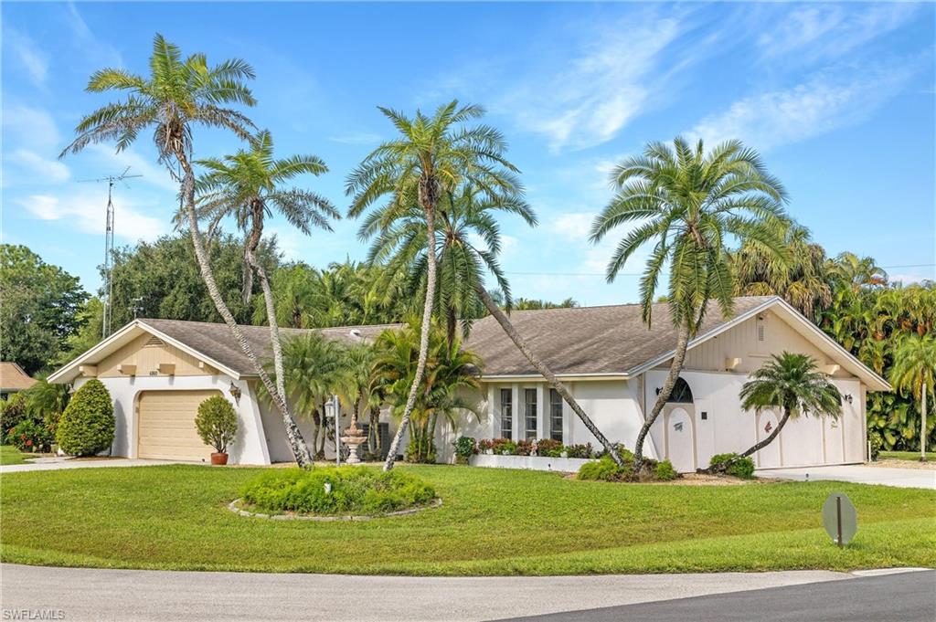 6860 Cherokee AVE, FORT MYERS FL 33905