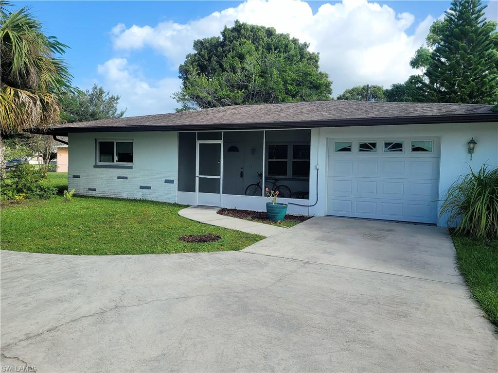 1453 Xavier AVE, FORT MYERS FL 33919