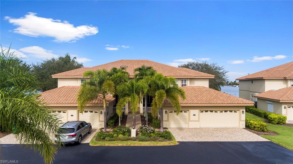214 Waterway CT # 202, MARCO ISLAND FL 34145