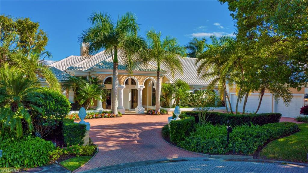 690 Lismore LN, NAPLES FL 34108