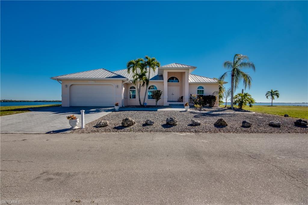 11178 Matlacha AVE, MATLACHA FL 33993