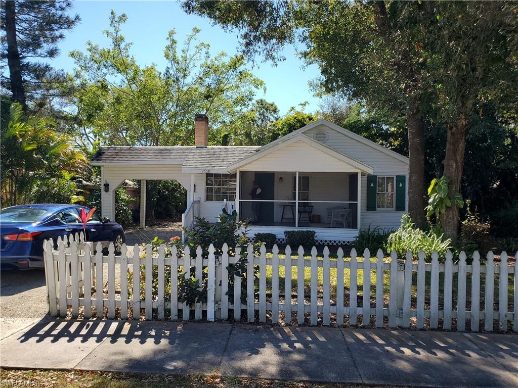 1538 Lynwood AVE, FORT MYERS FL 33901