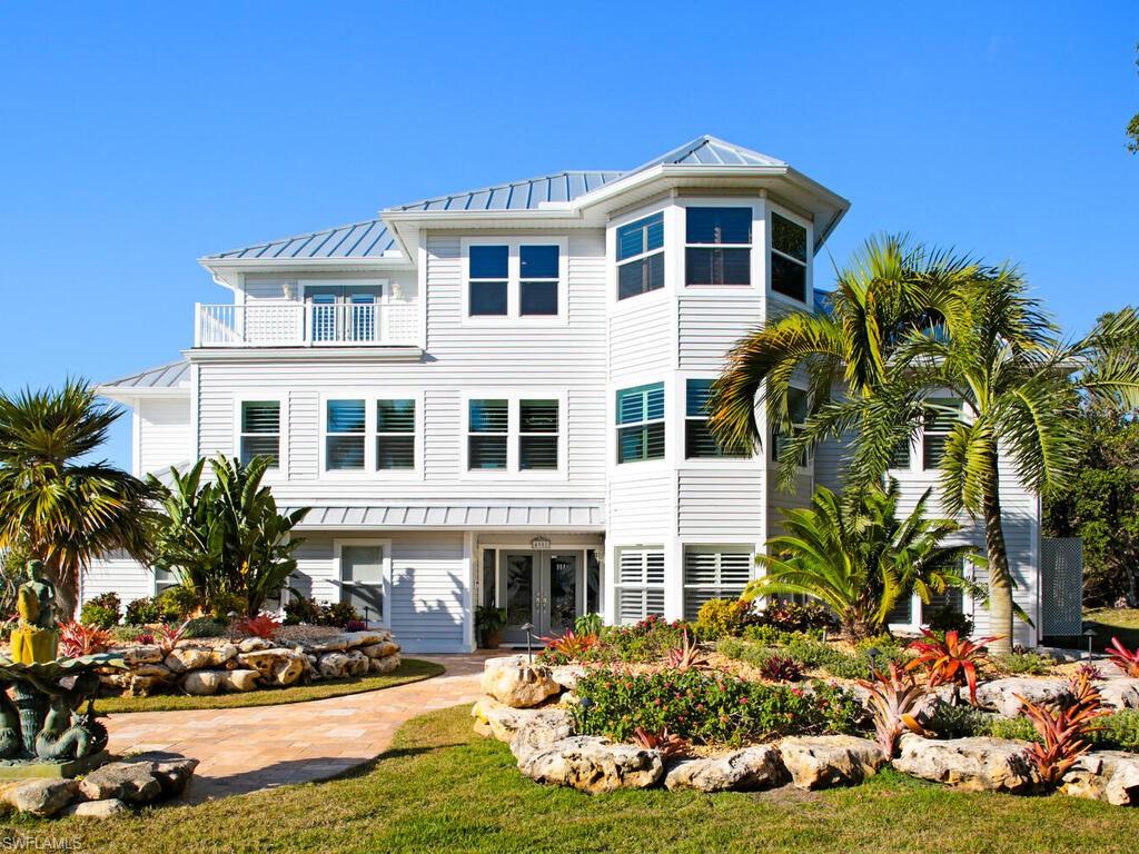 4981 Galt Island AVE, ST. JAMES CITY FL 33956