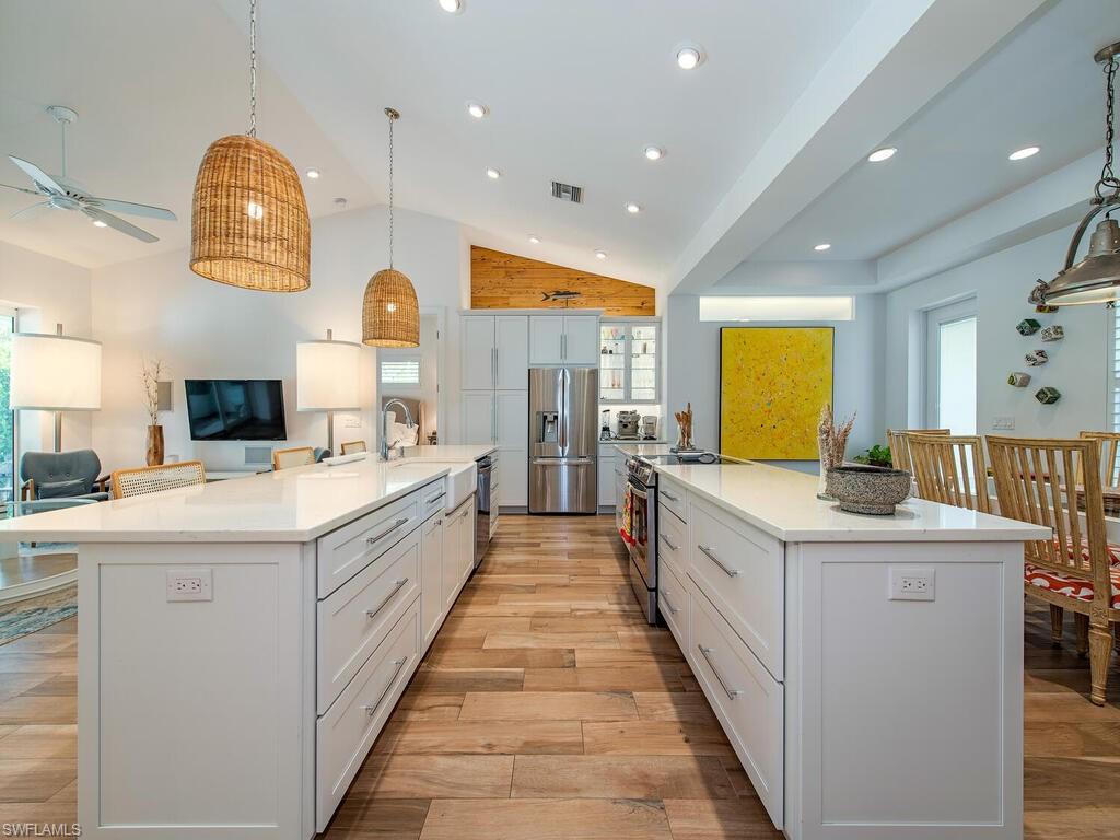 1287 10th AVE N, NAPLES FL 34102