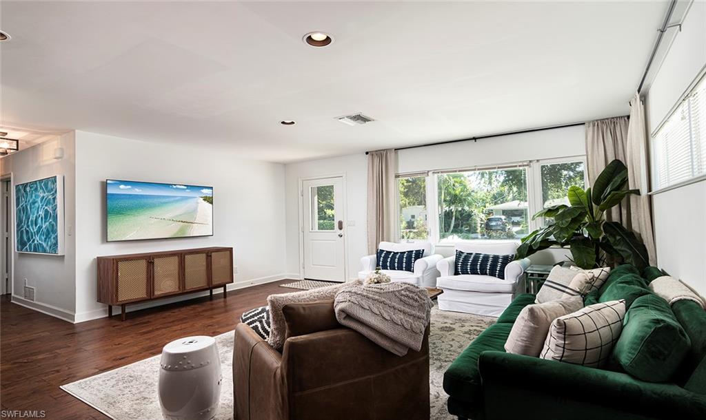 1175 9th AVE N, NAPLES FL 34102