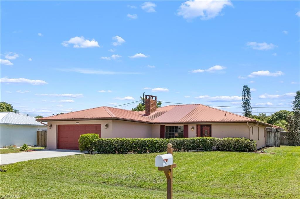 9806 Connecticut ST, BONITA SPRINGS FL 34135
