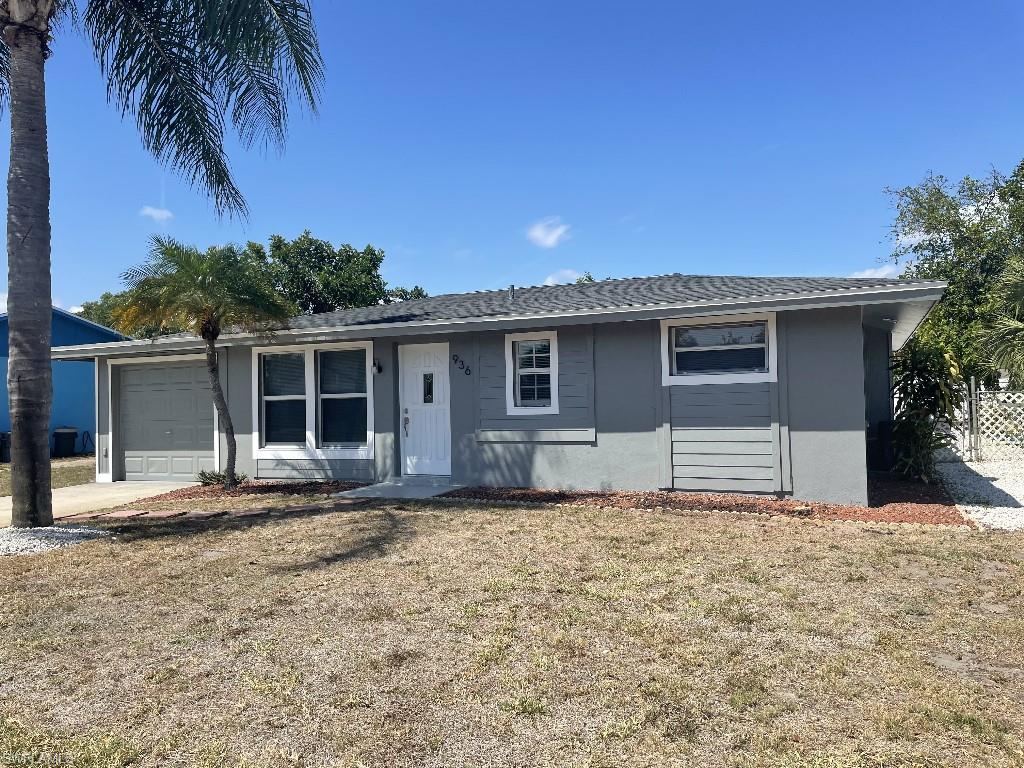 936 Ridgeway DR, NORTH FORT MYERS FL 33903