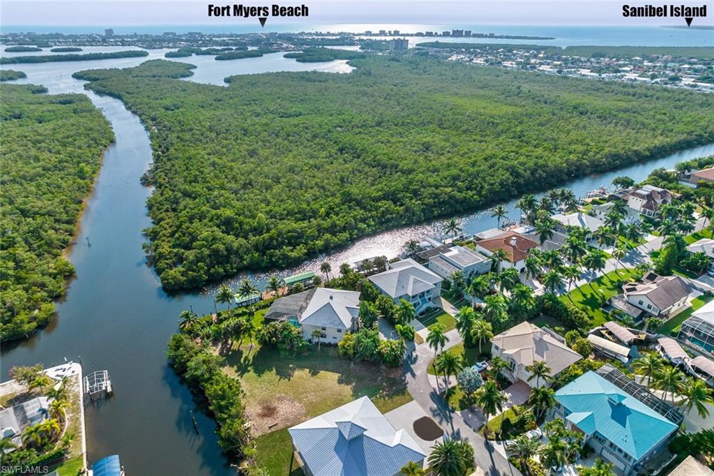 11641 Isle Of Palms DR, FORT MYERS BEACH FL 33931