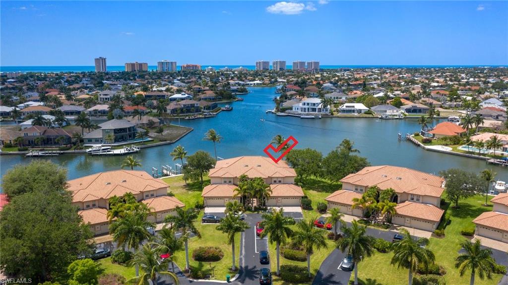 210 Waterway CT # 202, MARCO ISLAND FL 34145