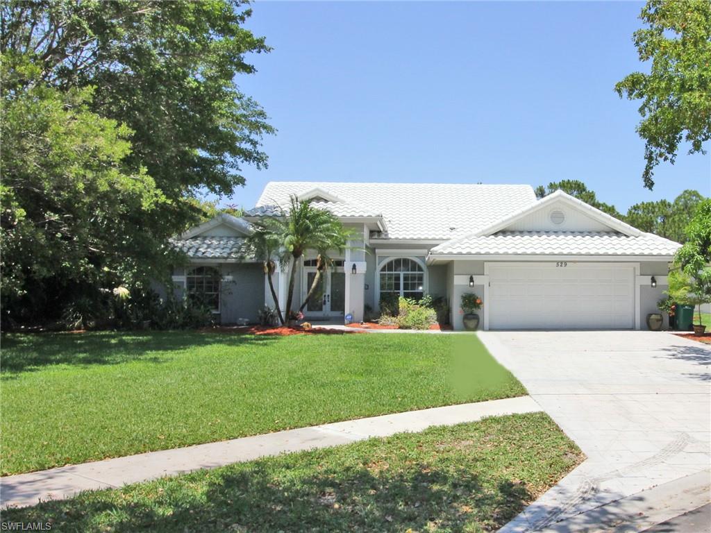 529 Roma CT, NAPLES FL 34110
