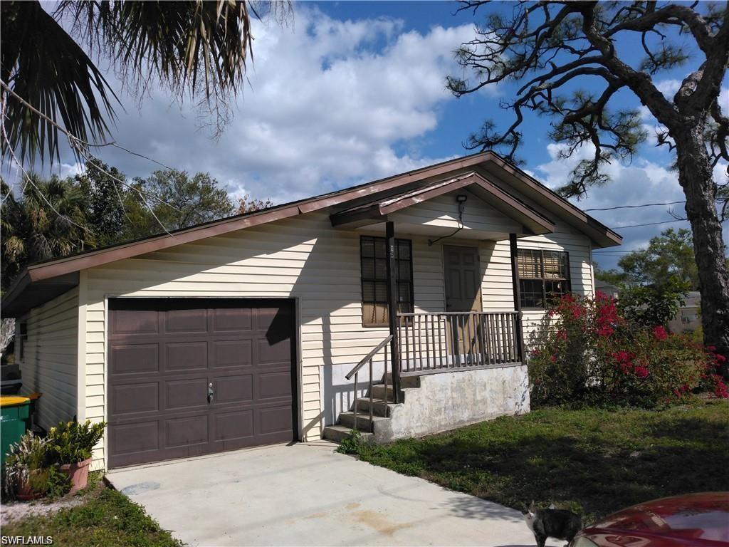 2583 Pine, NAPLES FL 34112