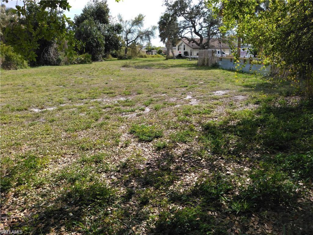 0000 PINE, NAPLES FL 34112
