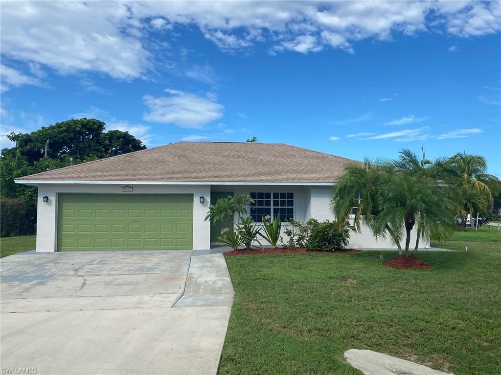 27562 Pinecrest LN, BONITA SPRINGS FL 34135