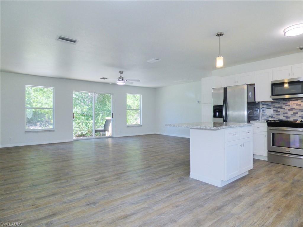 3599 Tangelo DR
