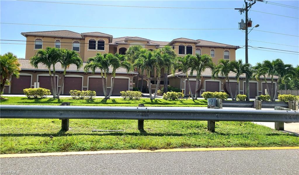 3724 Agualinda BLVD # 201, CAPE CORAL FL 33914