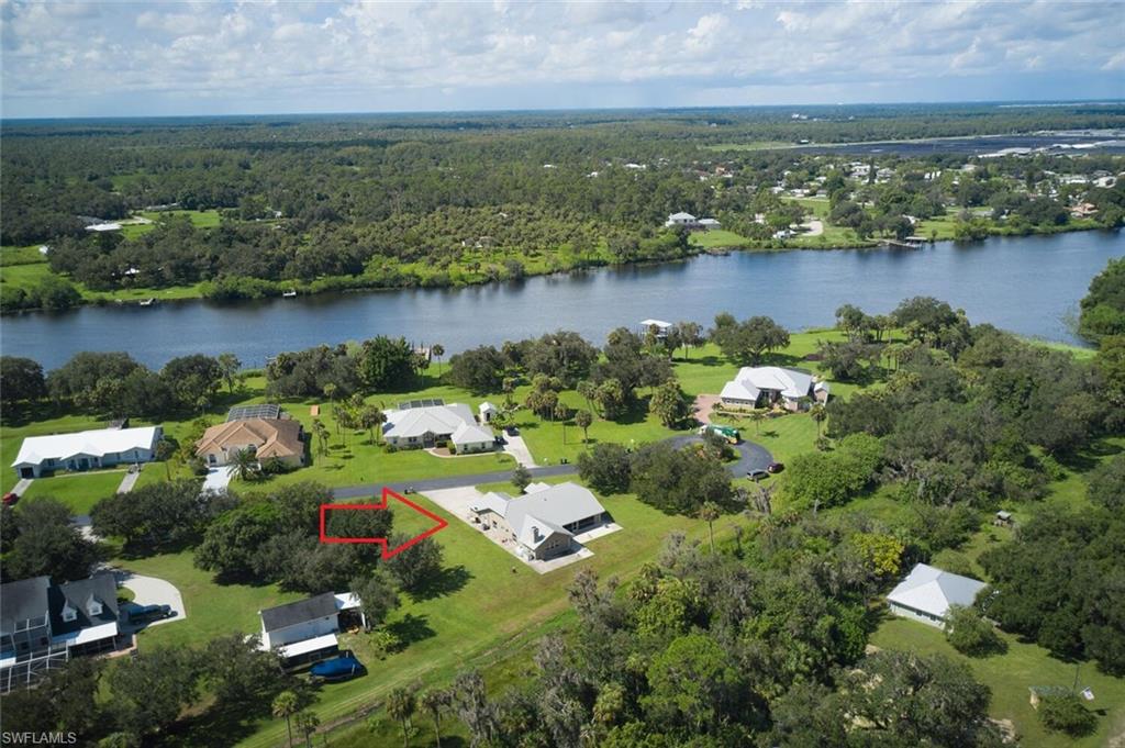 21071 Captain Nelson CT, ALVA FL 33920