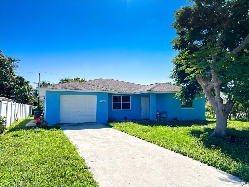 3511 Caloosa ST, NAPLES FL 34112