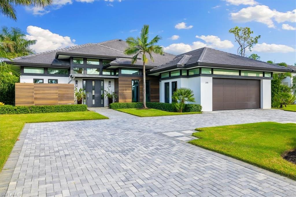 215 Legacy CT, NAPLES FL 34110