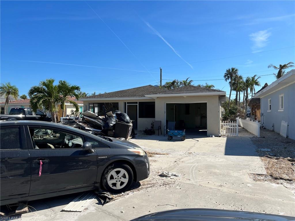 136 Hercules DR, FORT MYERS BEACH FL 33931