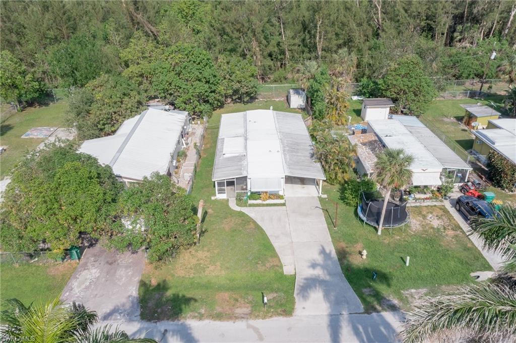 118 Jeepers DR, NAPLES FL 34112