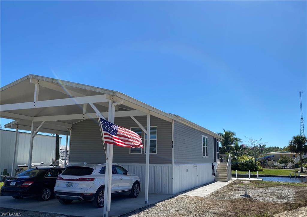 135 Flicker LN, EVERGLADES CITY FL 34139