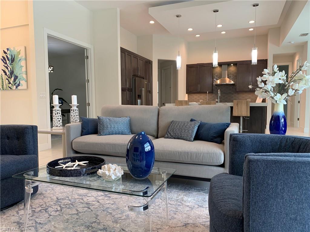214 Legacy CT, NAPLES FL 34110