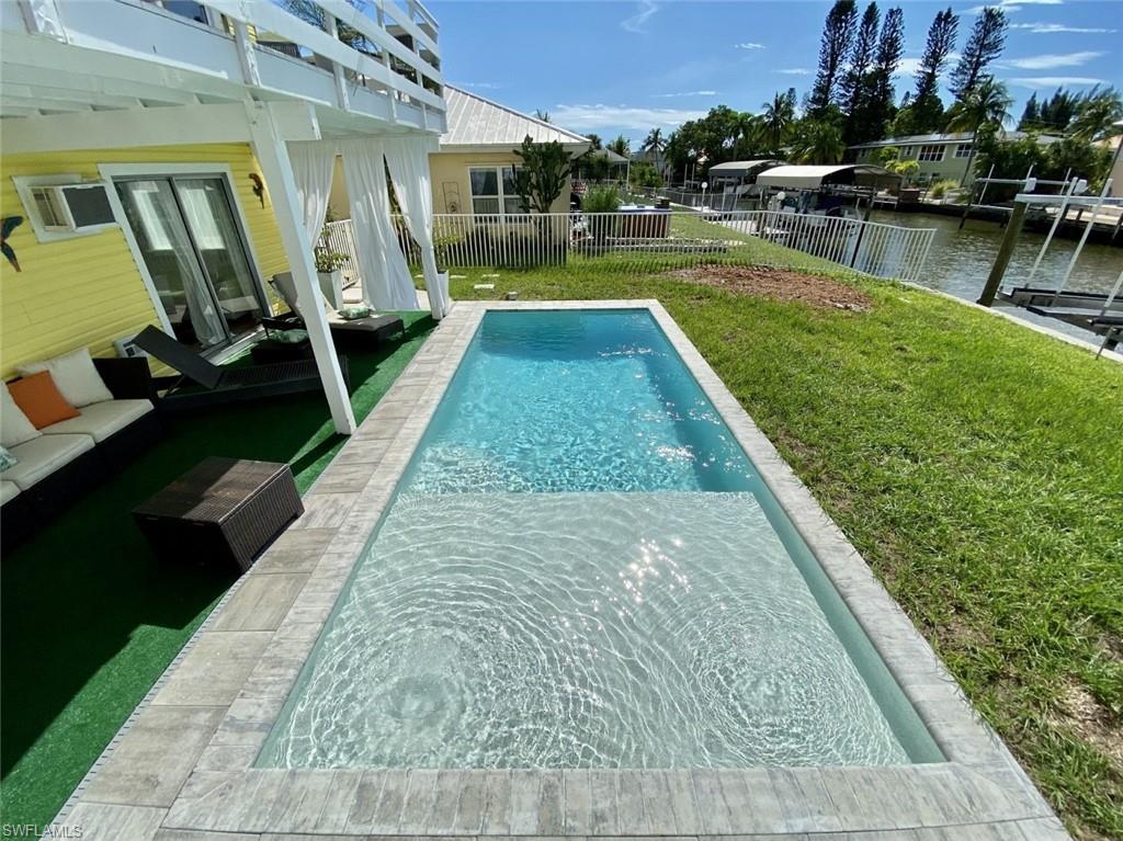 215 Flamingo ST, FORT MYERS BEACH FL 33931