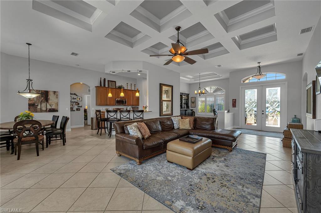 25090 Divot DR, BONITA SPRINGS FL 34135