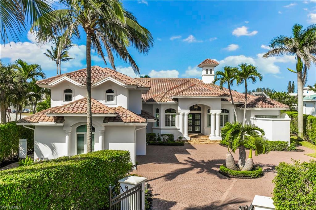 216 SPRING LINE DR, NAPLES FL 34102