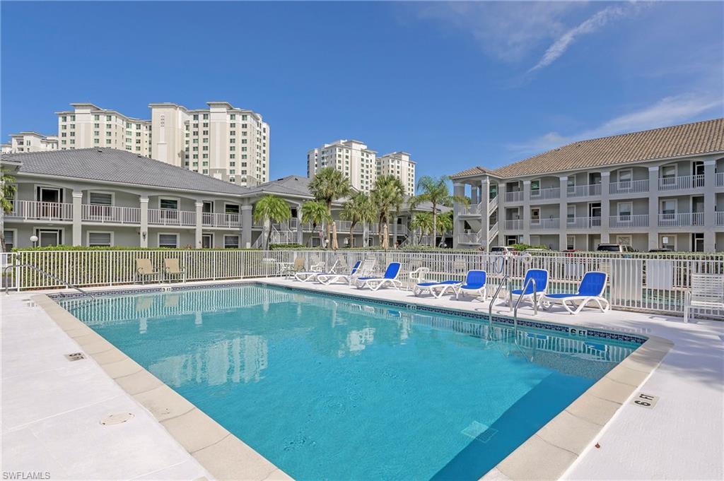 509 Roma CT # 103, NAPLES FL 34110