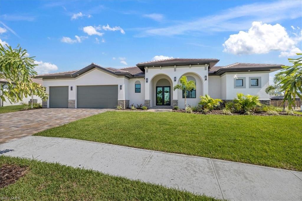 866 Palmetto Pointe CIR, CAPE CORAL FL 33991