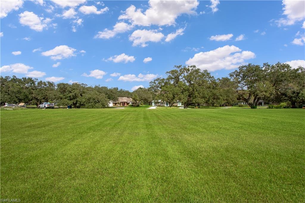 1497 RIVERBEND DR