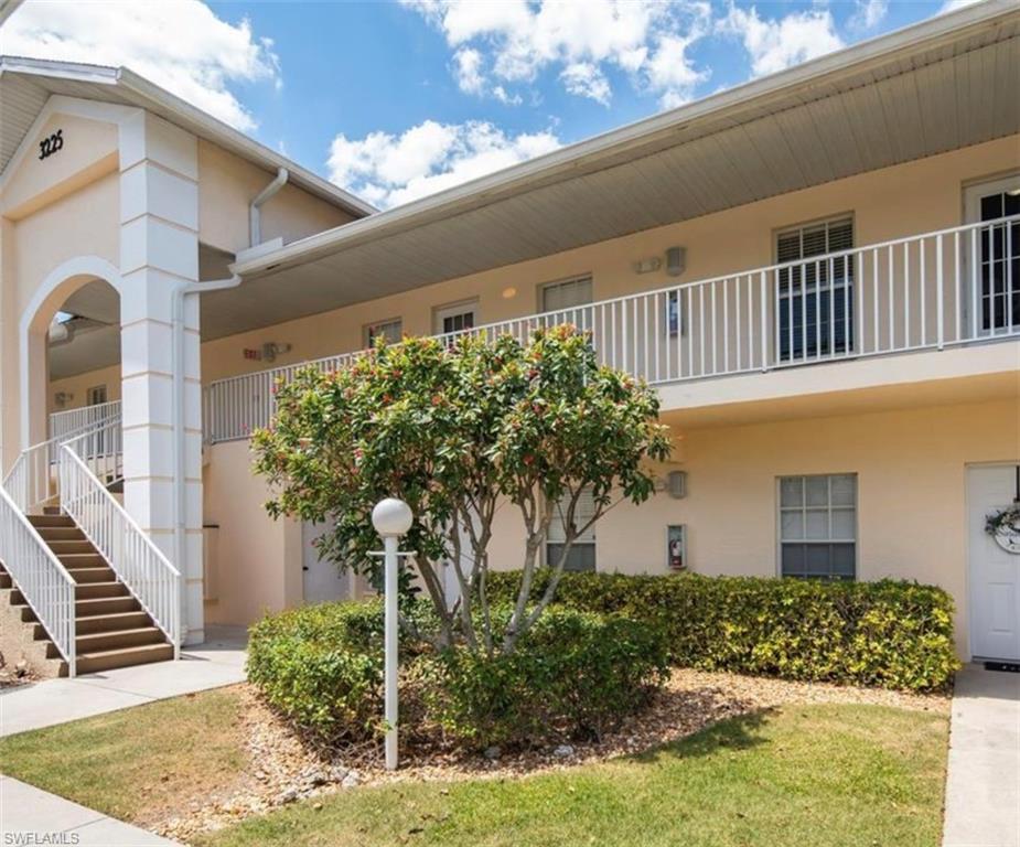 3225 CYPRESS GLEN WAY # 212, NAPLES FL 34109