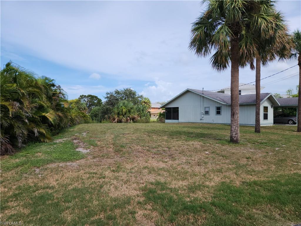 873 8th CT E, NAPLES FL 34108