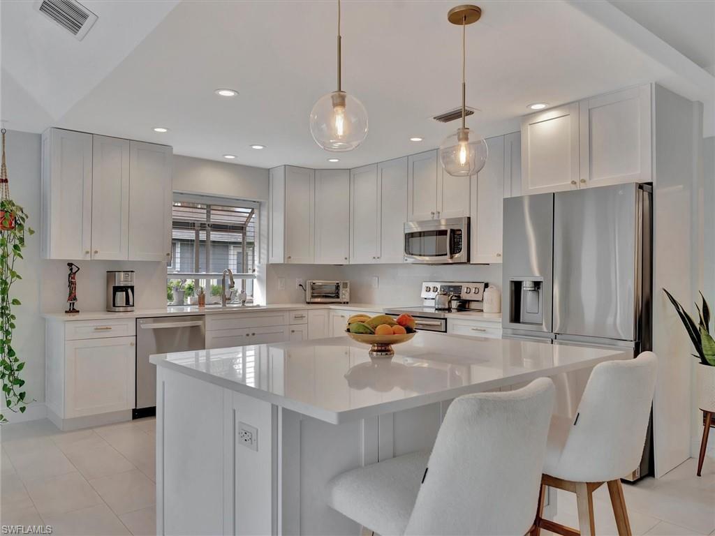 20601 Fruitful DR, ESTERO FL 33928